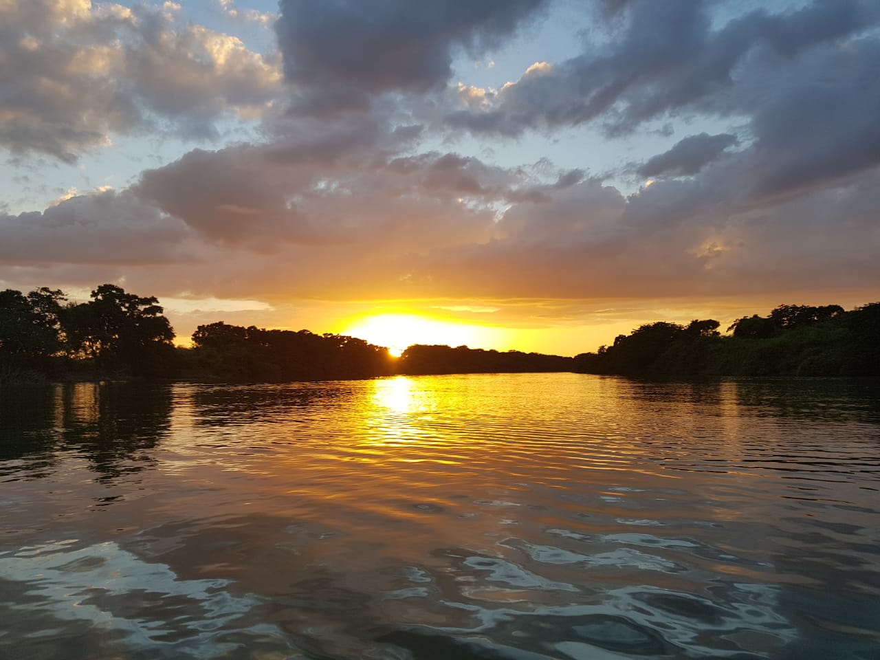 Cráter Azul, Petén